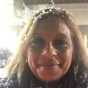 Meet your Posher, Sharon